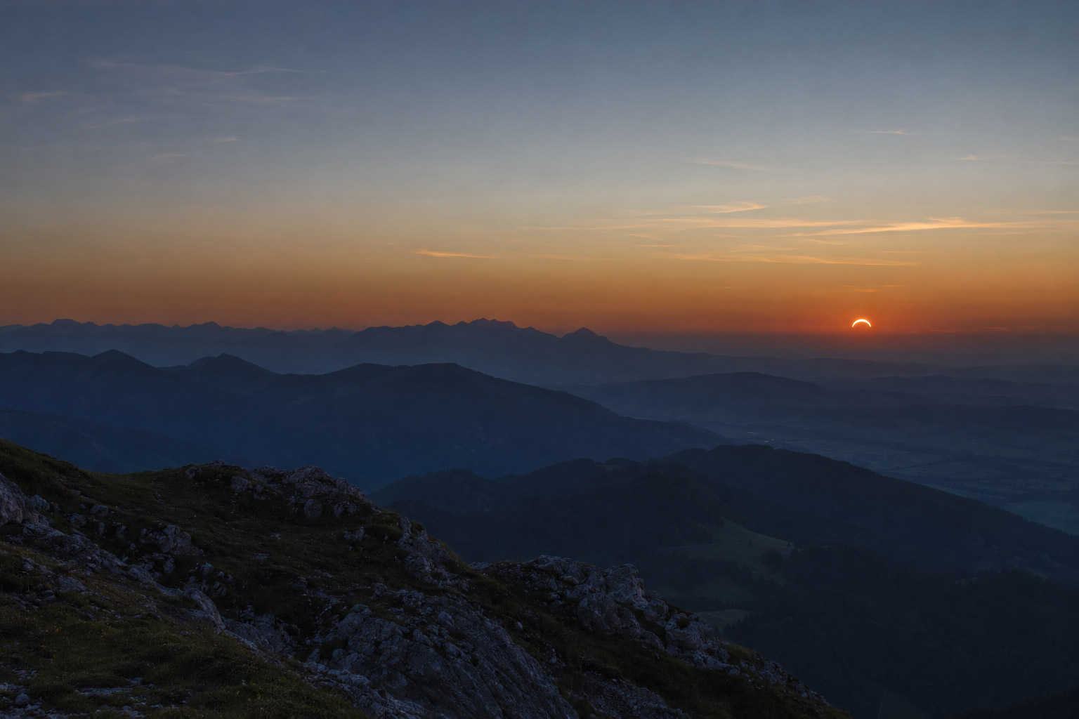 Partielle Sonnenfinsternis am 12. August 2026: Wo und wie beobachten?